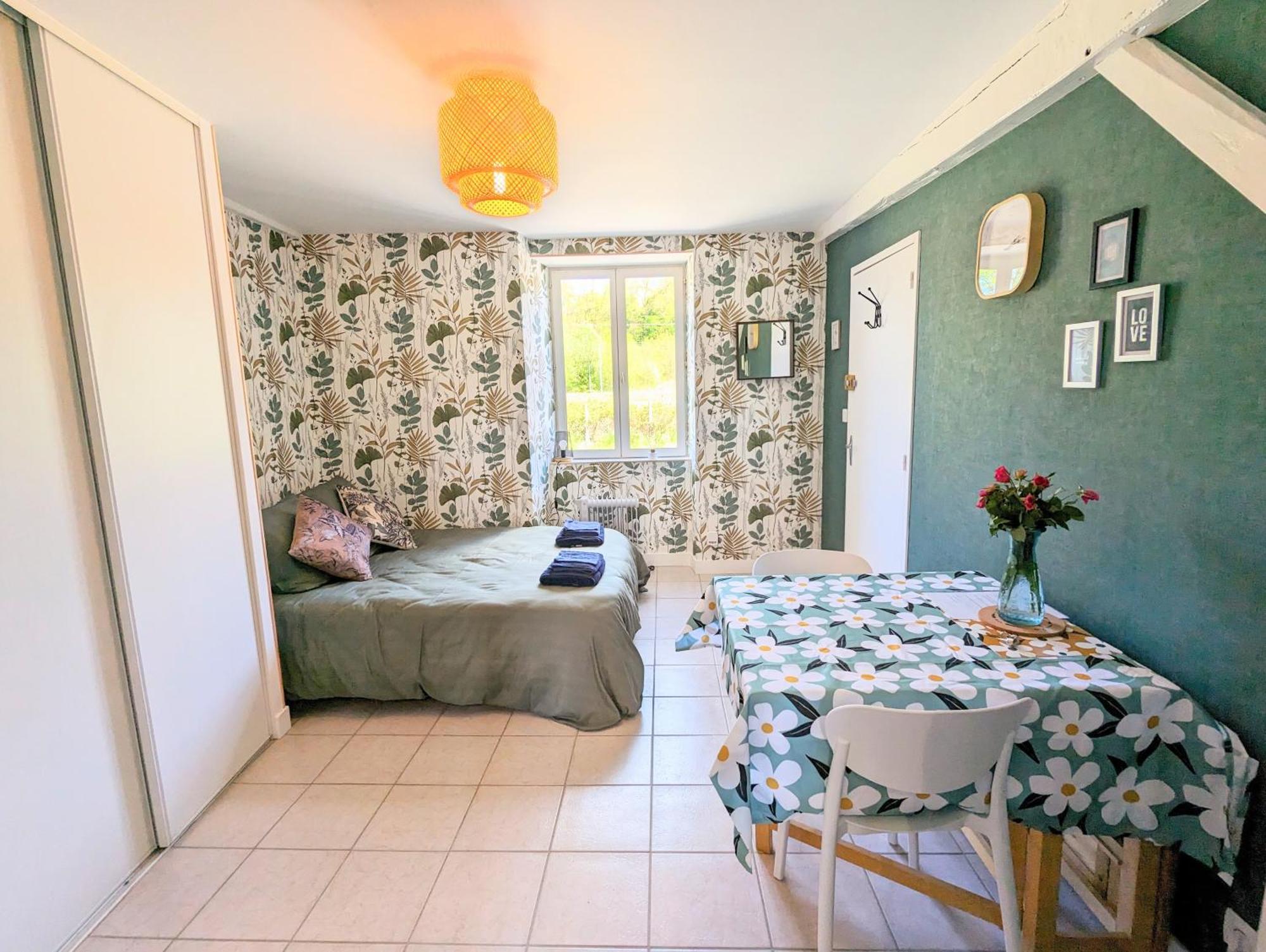 Studio Silhem Saint-Germain-les-Belles 외부 사진